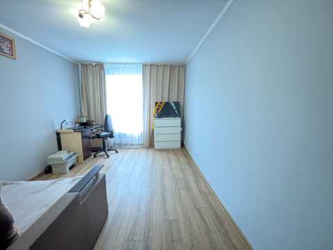 квартира за адресою Вагонна вул., 20