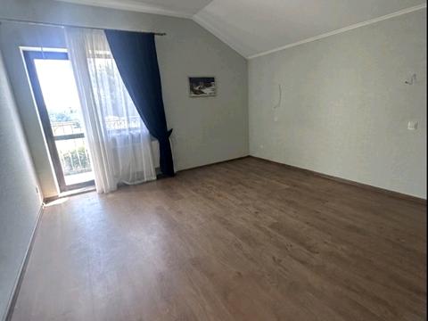 дом по адресу с. Петропавловское (Петровское), Бориспильська, 52а