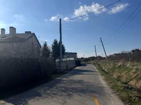 ділянка за адресою с. Сокільники, Салютна вул.