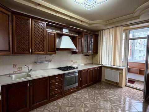 квартира за адресою Червоної Калини просп., 72-А