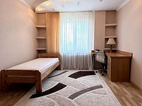 квартира по адресу Олены Пчилки ул., 4