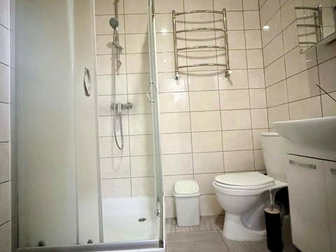 квартира за адресою Джерельна вул., 12