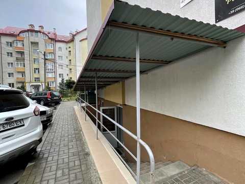 комерційна за адресою Джона Леннона вул., 31