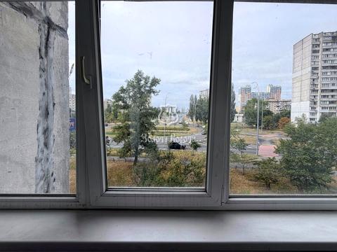 квартира за адресою Зої Гайдай вул., 12/10