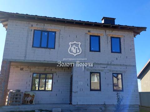 будинок за адресою с. Нові Петрівці, Сухомлинського вул., 11