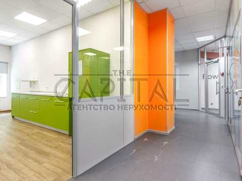 коммерческая по адресу Миколи Грінченка ул., 2/1