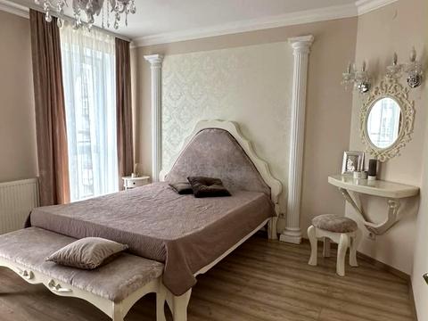 квартира за адресою Володимира Івасюка вул., 7