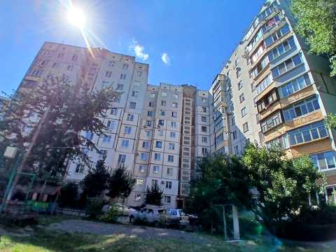 квартира за адресою В'ячеслава Чорновола вул., 42-Б