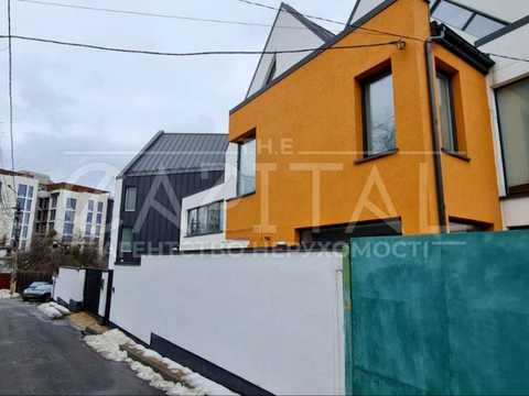 комерційна за адресою Миколи Соловцова вул., 1