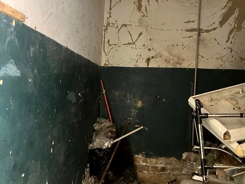 комерційна за адресою Євгена Коновальця вул. (Ворошилова), 26