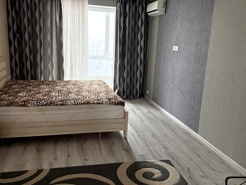 квартира за адресою В'ячеслава Чорновола вул., 16