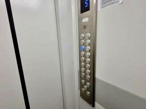 1873868931282524
