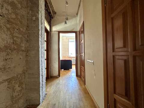 квартира по адресу Кловский спуск, 17