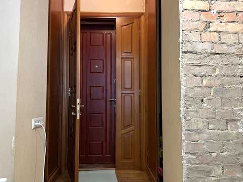 квартира по адресу Кловский спуск, 17