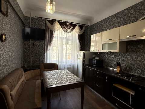 квартира за адресою Михайля Семенка вул. (Чайковська), 12