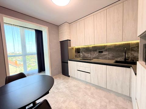 квартира по адресу Мольера ул., 77