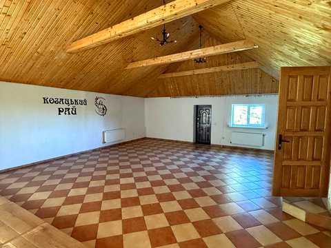комерційна за адресою Степана Бандери вул., 67