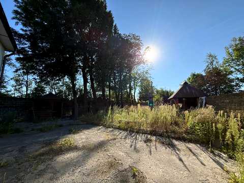 комерційна за адресою Степана Бандери вул., 67