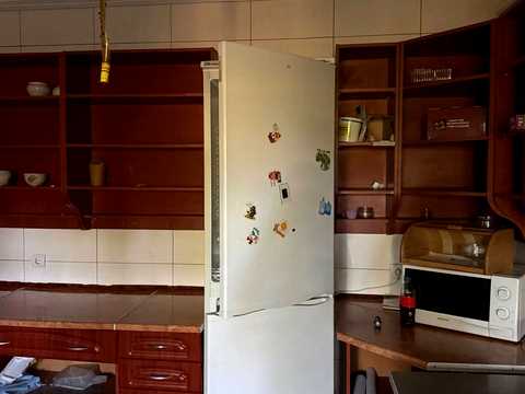 комерційна за адресою Степана Бандери вул., 67