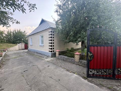 будинок за адресою с. Іванів, Олега Федчишина вул. (Сергія Корольова)
