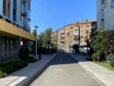 комерційна за адресою Богданівська вул., 7-Д