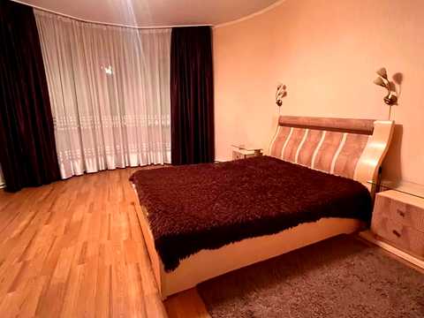 квартира по адресу Анны Ахматовой ул., 13