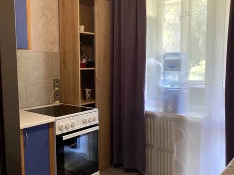 квартира за адресою Космодромна вул., 2