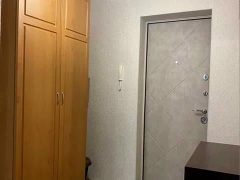 квартира за адресою Космодромна вул., 2