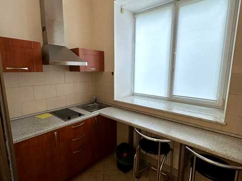 коммерческая по адресу Лютеранская ул., 21