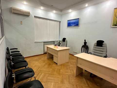 коммерческая по адресу Лютеранская ул., 21