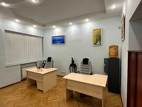 коммерческая по адресу Лютеранская ул., 21