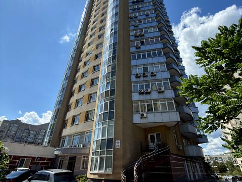 квартира за адресою Володимира Івасюка просп. (Героїв Сталінграду), 12-Ж