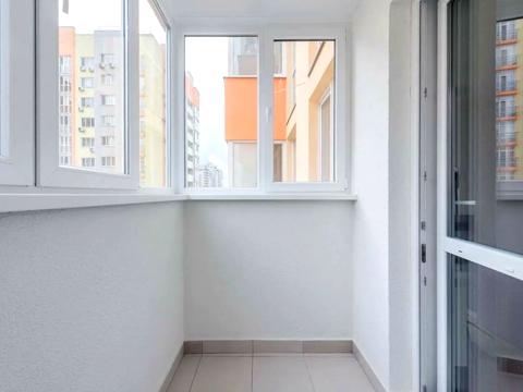 квартира за адресою Сім'ї Кульженків вул. (Петра Дегтяренка), 37
