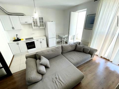 квартира за адресою Сім'ї Кульженків вул. (Петра Дегтяренка), 37