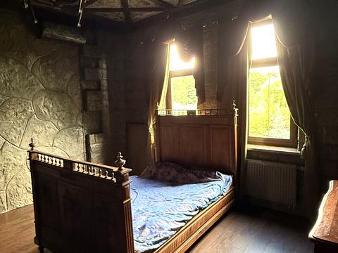 будинок за адресою с. Зазим'я, Київська вул.