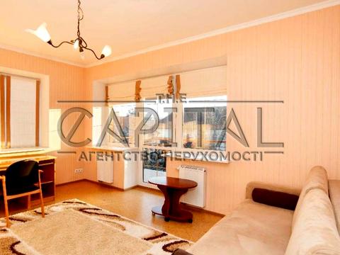 комерційна за адресою Київ, Бориславська вул., 1