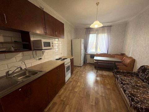 квартира по адресу Урловская ул., 15