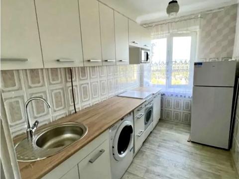квартира за адресою Чернівці, Шкільна вул., 12