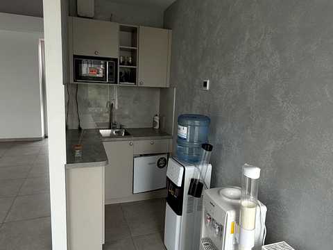 комерційна за адресою Зелена вул., 251