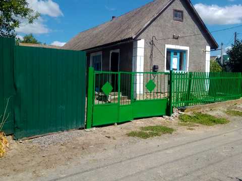 будинок за адресою Набережна