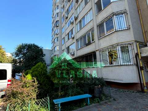 квартира за адресою Академіка Корольова вул., 24