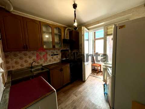 квартира за адресою Краснова вул., 12