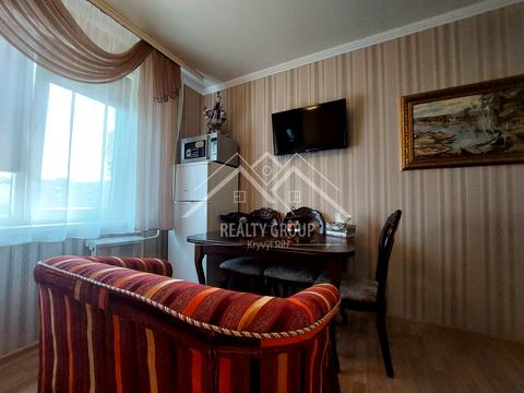 квартира за адресою Івана Авраменка вул. (Корнійчука), 15