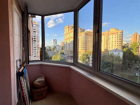 квартира по адресу Вячеслава Черновола ул., 20