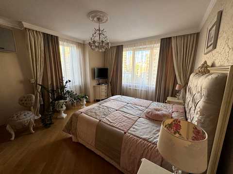 квартира по адресу Вячеслава Черновола ул., 20