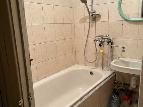 квартира за адресою Парусна вул. (Героїв Сталінграду), 9