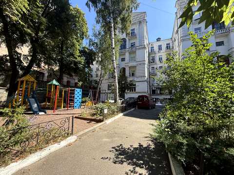 квартира по адресу Лютеранская ул., 7/10