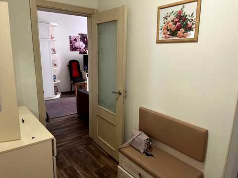 квартира за адресою Ревуцького вул., 7-А