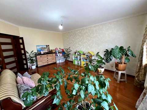 будинок за адресою Яблунева вул., 28