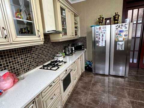 будинок за адресою Яблунева вул., 28